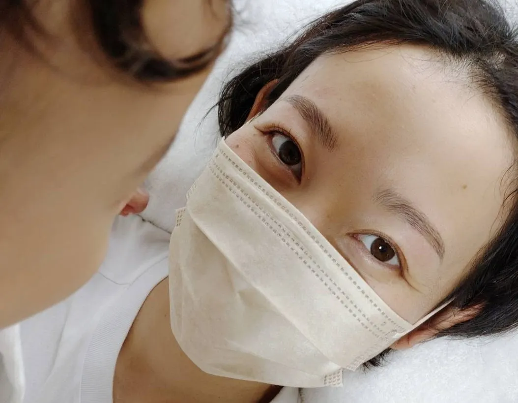 赤ちゃん連れ☆ハリウッドブロウリフト/30代/女性